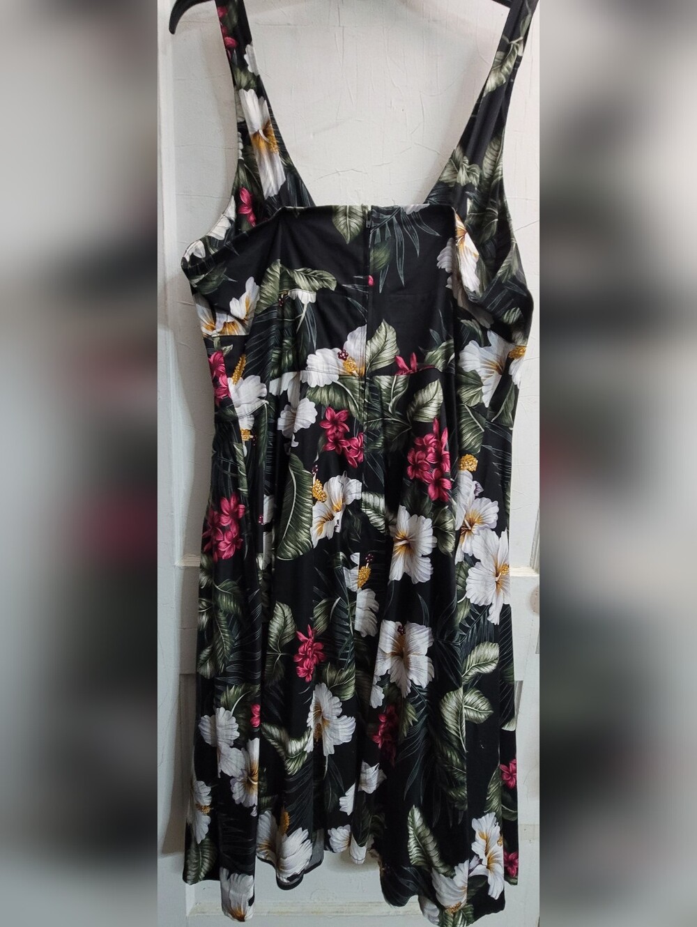Hell Bunny X Hot Topic Tahiti 50's Dress 2X - Picture 14 of 14
